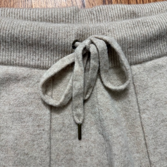 Garnet Hill Washable Cashmere Essential Pants in Tan size S - Picture 7 of 13